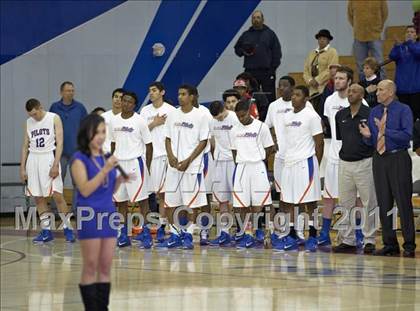 Thumbnail 1 in University vs. St. Joseph Notre Dame (CIF NorCal D5 Final) photogallery.