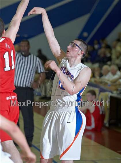 Thumbnail 3 in University vs. St. Joseph Notre Dame (CIF NorCal D5 Final) photogallery.