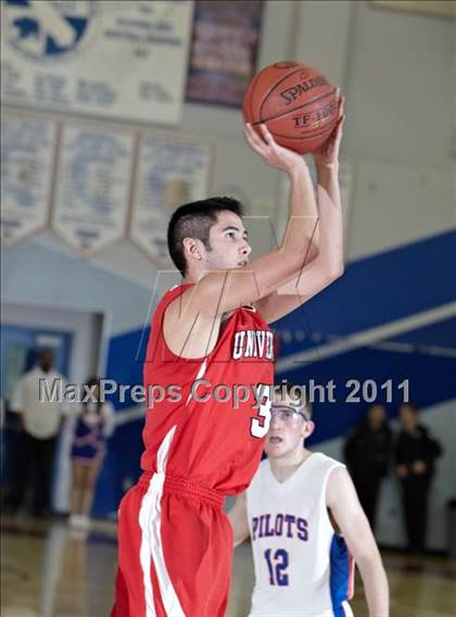 Thumbnail 3 in University vs. St. Joseph Notre Dame (CIF NorCal D5 Final) photogallery.