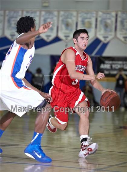 Thumbnail 1 in University vs. St. Joseph Notre Dame (CIF NorCal D5 Final) photogallery.