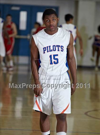 Thumbnail 2 in University vs. St. Joseph Notre Dame (CIF NorCal D5 Final) photogallery.
