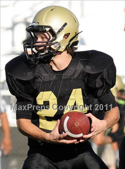 Thumbnail 3 in Citrus Valley vs. Silver Valley photogallery.