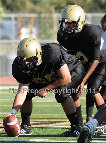 Thumbnail 3 in Citrus Valley vs. Silver Valley photogallery.