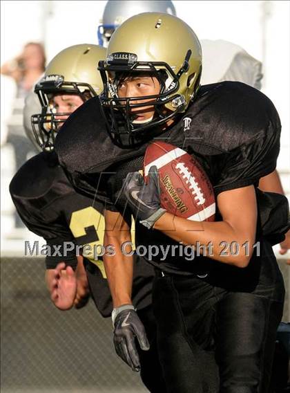 Thumbnail 2 in Citrus Valley vs. Silver Valley photogallery.