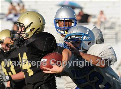 Thumbnail 2 in Citrus Valley vs. Silver Valley photogallery.