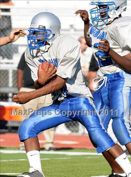 Thumbnail 1 in Citrus Valley vs. Silver Valley photogallery.