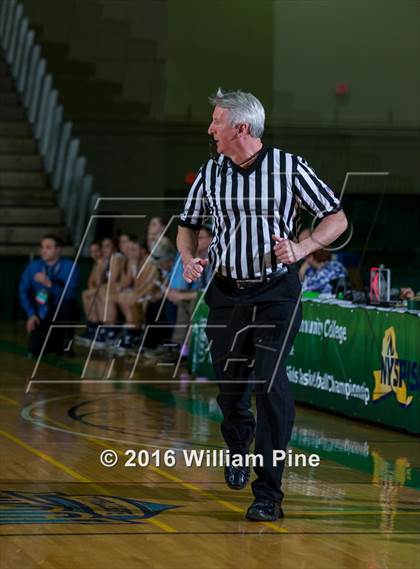 Thumbnail 1 in Our Lady of Mercy vs. Jamesville-DeWitt (NYSPHSAA Class A Semifinal) photogallery.