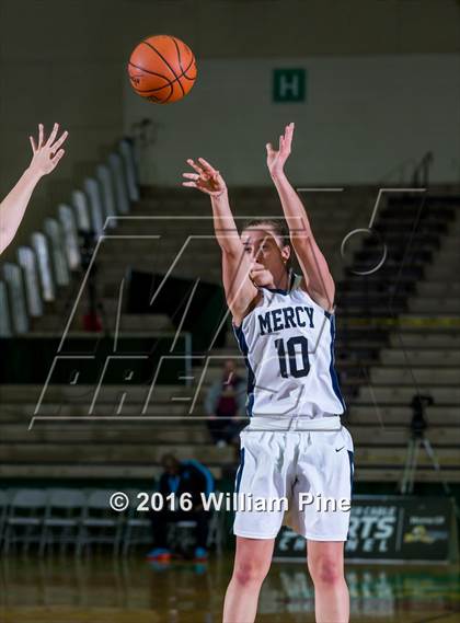 Thumbnail 2 in Our Lady of Mercy vs. Jamesville-DeWitt (NYSPHSAA Class A Semifinal) photogallery.