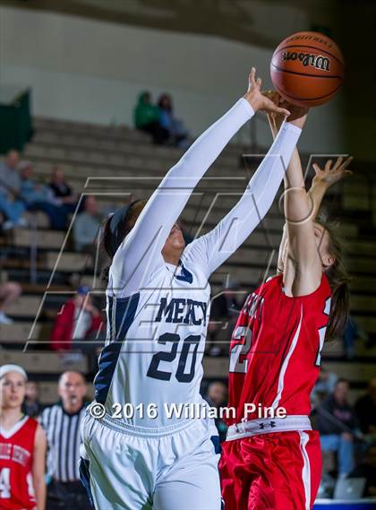 Thumbnail 2 in Our Lady of Mercy vs. Jamesville-DeWitt (NYSPHSAA Class A Semifinal) photogallery.