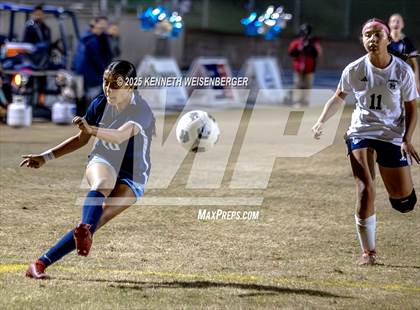 Thumbnail 3 in El Diamante @ Redwood photogallery.