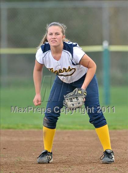 Thumbnail 2 in Liberty Ranch vs. Inderkum (Victory Pre-Season T.O.C.) photogallery.