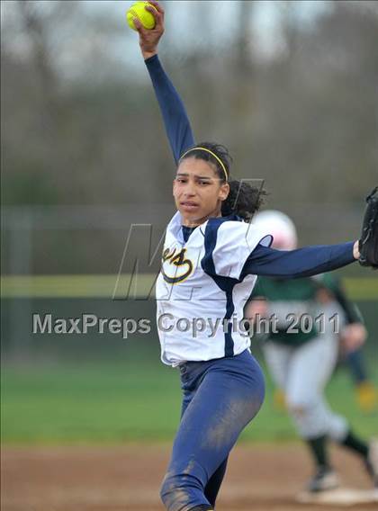 Thumbnail 2 in Liberty Ranch vs. Inderkum (Victory Pre-Season T.O.C.) photogallery.