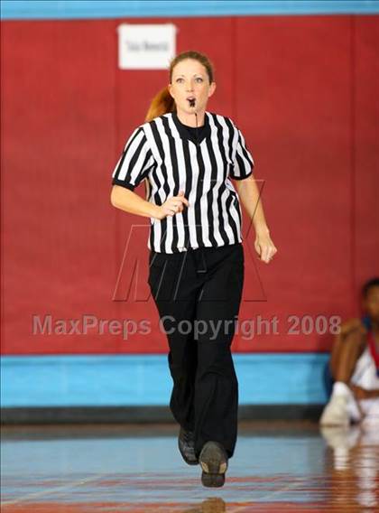Thumbnail 1 in South Oak Cliff vs Putnam City (Texas-Oklahoma Shootout) photogallery.