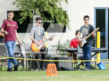 Thumbnail 1 in Cate @ Flintridge Prep photogallery.