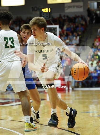 Thumbnail 3 in Snow Canyon vs. Dixie (UHSAA 4A Final) photogallery.