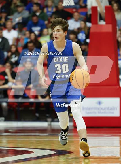 Thumbnail 3 in Snow Canyon vs. Dixie (UHSAA 4A Final) photogallery.
