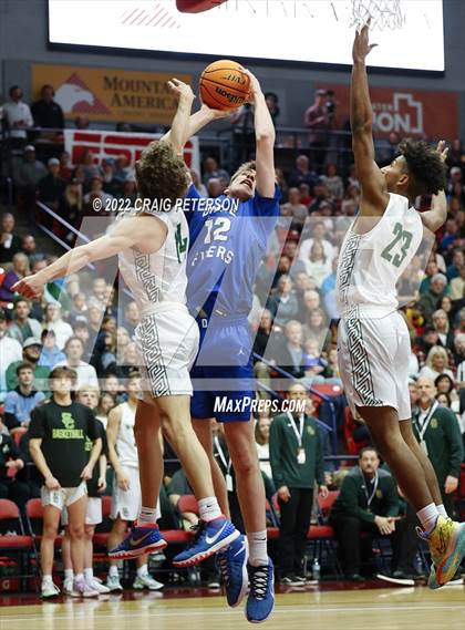 Thumbnail 3 in Snow Canyon vs. Dixie (UHSAA 4A Final) photogallery.