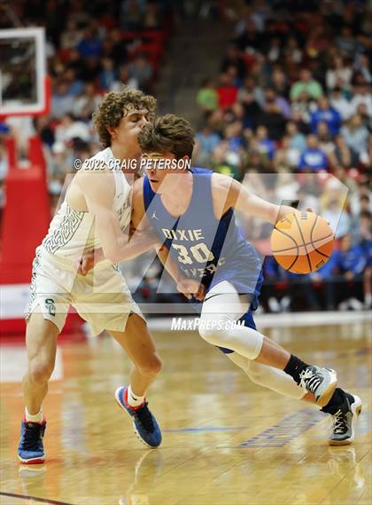 Thumbnail 2 in Snow Canyon vs. Dixie (UHSAA 4A Final) photogallery.