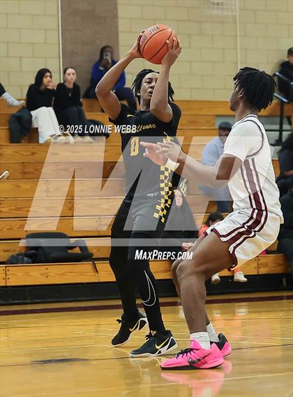 Thumbnail 1 in Ossining vs. Mount Vernon photogallery.