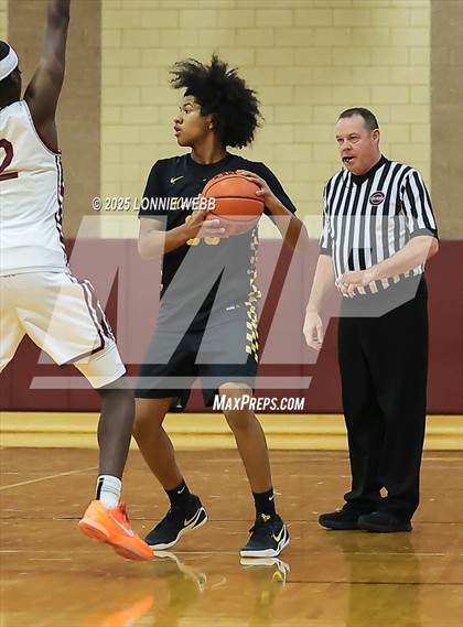 Thumbnail 2 in Ossining vs. Mount Vernon photogallery.