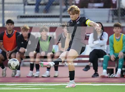 Thumbnail 3 in East View vs A&M Consolidated (UIL 5A Region III Area Playoff) photogallery.