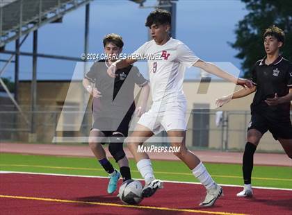 Thumbnail 2 in East View vs A&M Consolidated (UIL 5A Region III Area Playoff) photogallery.