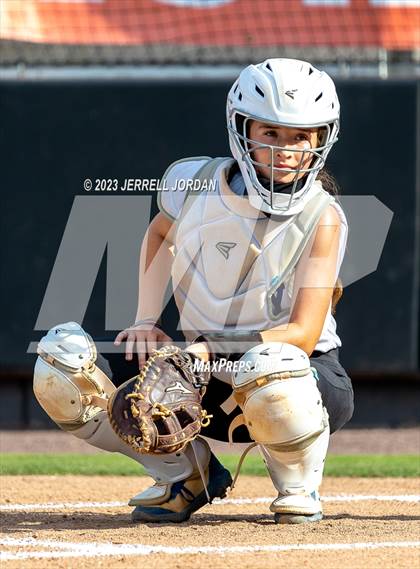 Thumbnail 1 in West Stanly vs Midway (NCHSAA 2A Final) photogallery.