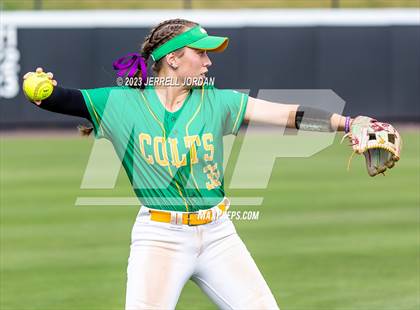 Thumbnail 3 in West Stanly vs Midway (NCHSAA 2A Final) photogallery.