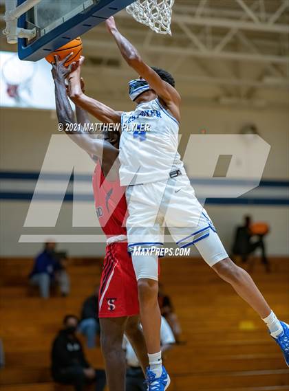 Thumbnail 2 in Terry Sanford @ Westover photogallery.