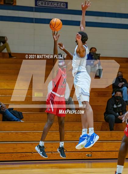 Thumbnail 1 in Terry Sanford @ Westover photogallery.