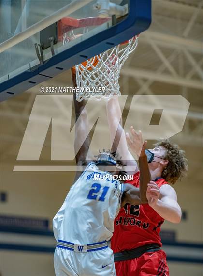 Thumbnail 2 in Terry Sanford @ Westover photogallery.