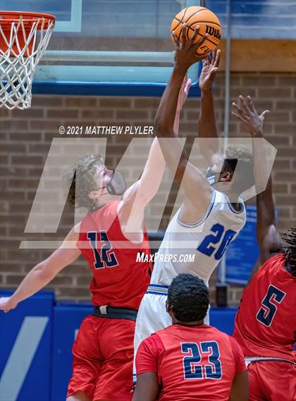 Thumbnail 3 in Terry Sanford @ Westover photogallery.