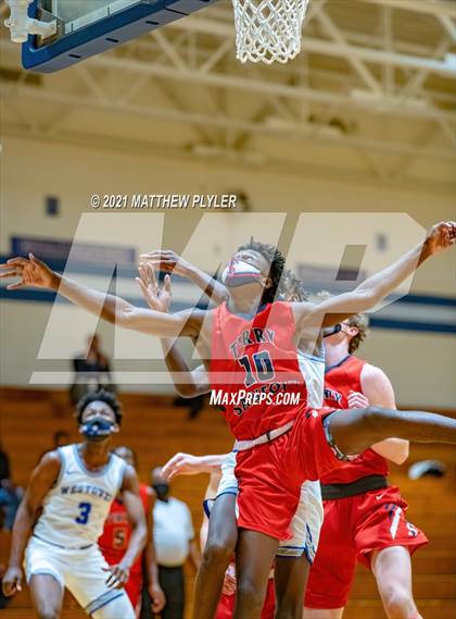 Thumbnail 3 in Terry Sanford @ Westover photogallery.