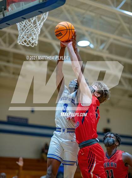 Thumbnail 3 in Terry Sanford @ Westover photogallery.