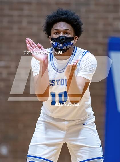 Thumbnail 2 in Terry Sanford @ Westover photogallery.