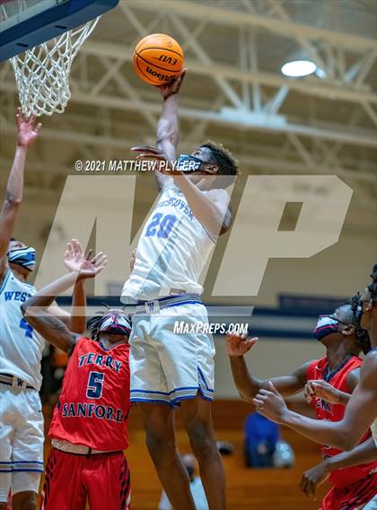 Thumbnail 3 in Terry Sanford @ Westover photogallery.