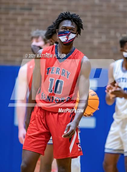 Thumbnail 1 in Terry Sanford @ Westover photogallery.