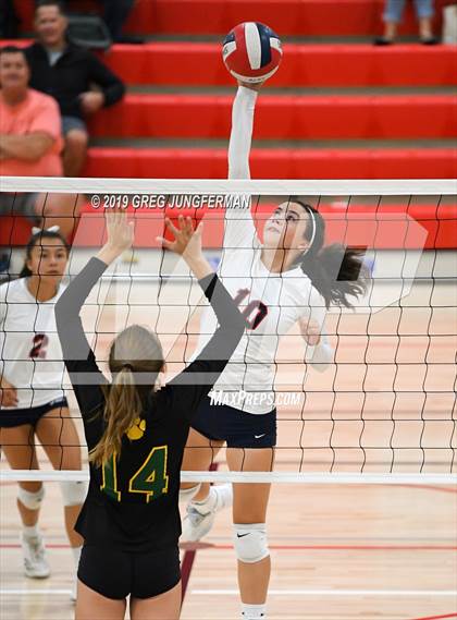 Thumbnail 3 in Maria Carrillo vs. Rancho Cotate photogallery.