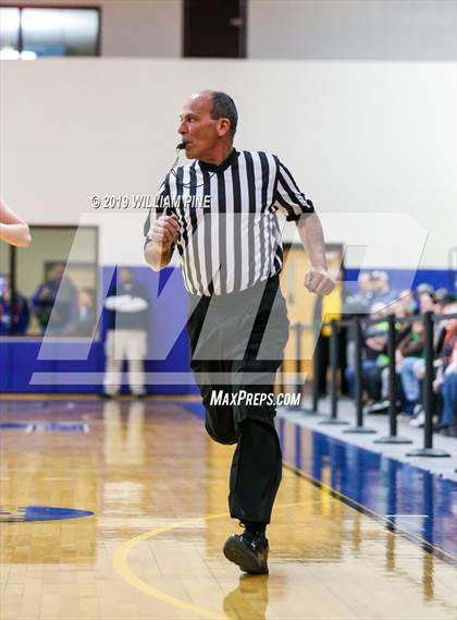 Thumbnail 2 in Irvington vs. Marlboro Central (NYSPHSAA Class B Semifinal) photogallery.