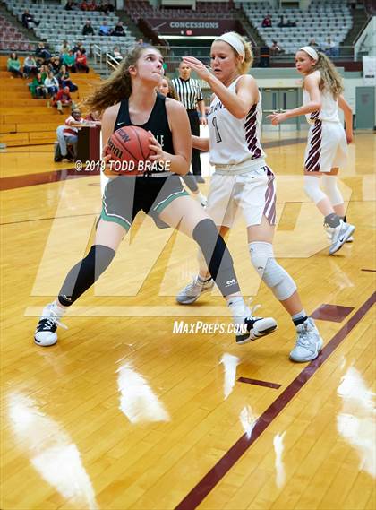 Thumbnail 3 in Greeneville @ Dobyns-Bennett photogallery.