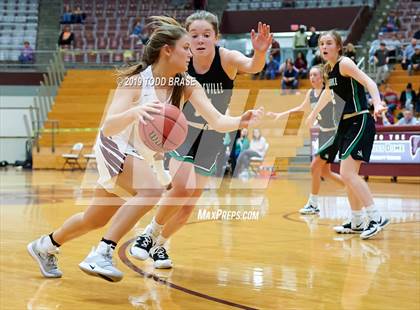 Thumbnail 3 in Greeneville @ Dobyns-Bennett photogallery.
