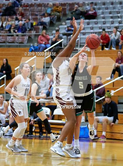 Thumbnail 3 in Greeneville @ Dobyns-Bennett photogallery.