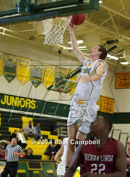 Thumbnail 3 in Horizon vs Sierra Linda (Horizon Invitational) photogallery.