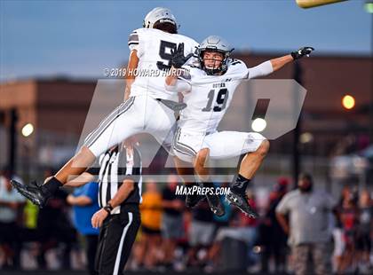Thumbnail 1 in Guyer @ Aledo photogallery.