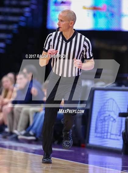 Thumbnail 3 in Amador vs. Linden (@ Golden 1 Center) photogallery.
