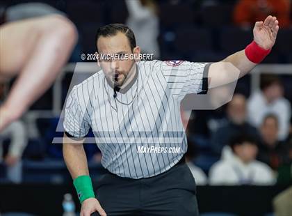 Thumbnail 3 in NYSPHSAA Division 2 Championships (FINALS 215 & 285) photogallery.