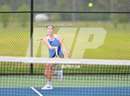 Thumbnail 2 in Indianapolis Bishop Chatard vs Muncie Burris (Delta Invitational) photogallery.