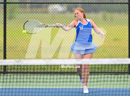 Thumbnail 1 in Indianapolis Bishop Chatard vs Muncie Burris (Delta Invitational) photogallery.