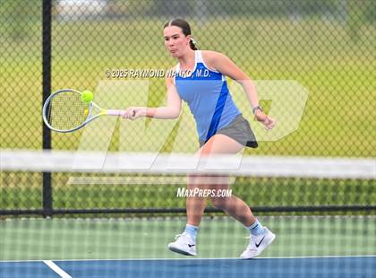 Thumbnail 2 in Indianapolis Bishop Chatard vs Muncie Burris (Delta Invitational) photogallery.
