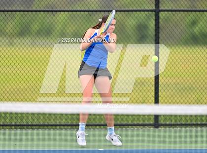 Thumbnail 3 in Indianapolis Bishop Chatard vs Muncie Burris (Delta Invitational) photogallery.